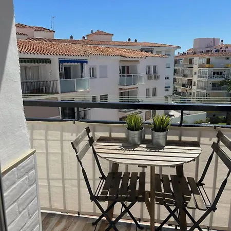 아파트 3 Hab Con Parking Junto A La Playa 네르하
